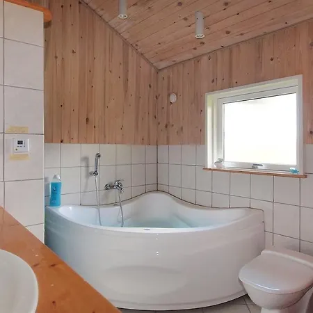 Holiday Ellevaenget B- 990 Ferienhaus Bøtø By
