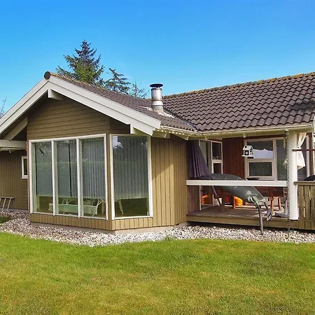 Holiday Ellevaenget B- 990 Ferienhaus Bøtø By